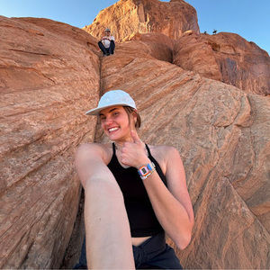 Meet your Posher, Zoe